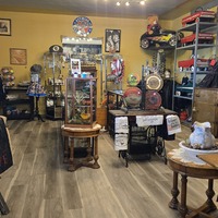 Shopping & Dining: Burstall Fuels